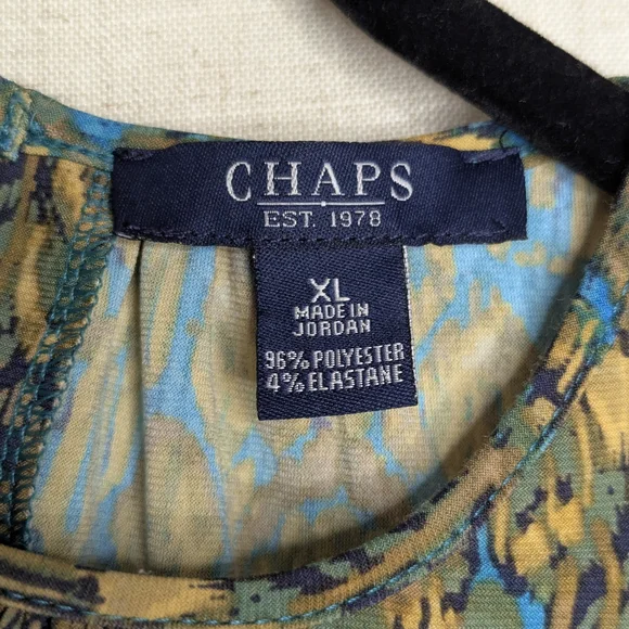 ​Chaps Ikat Print Keyhole Blouse - XL - Picture 2 of 11